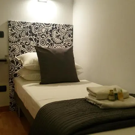 Lch-Lateran Charming House Apartment Rome Room photo