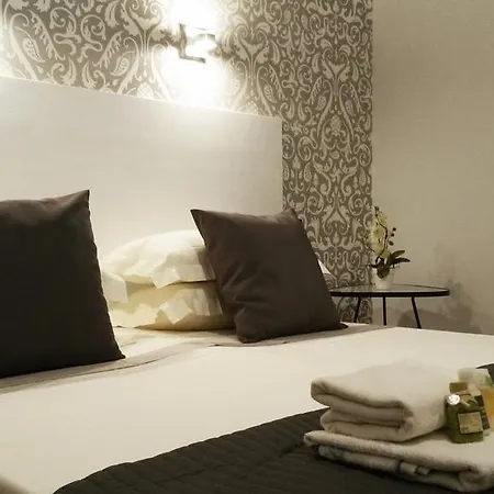 Lch-Lateran Charming House Apartment Rome Room photo